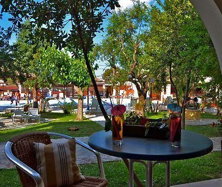 Mediterranee Hotel Plános Habitación foto