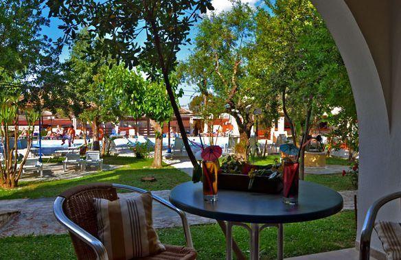 Mediterranee Hotel Plános Habitación foto